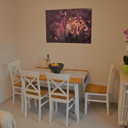 Spacious 2-Bedroom Apartment With Luxury Feel ノヴィ・サド エクステリア 写真