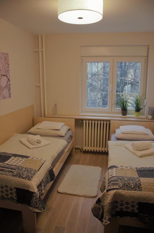 Spacious 2-Bedroom Apartment With Luxury Feel ノヴィ・サド エクステリア 写真
