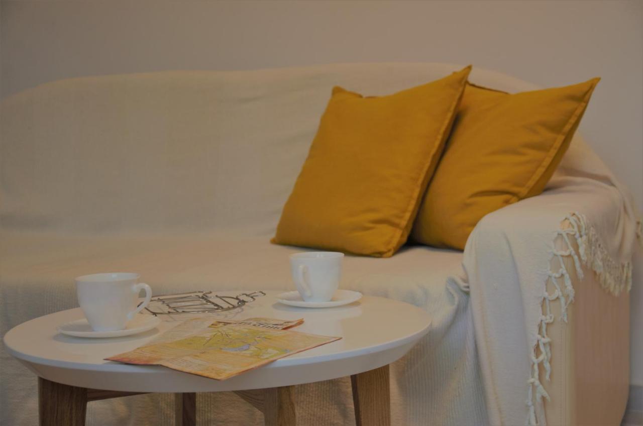 Spacious 2-Bedroom Apartment With Luxury Feel ノヴィ・サド エクステリア 写真